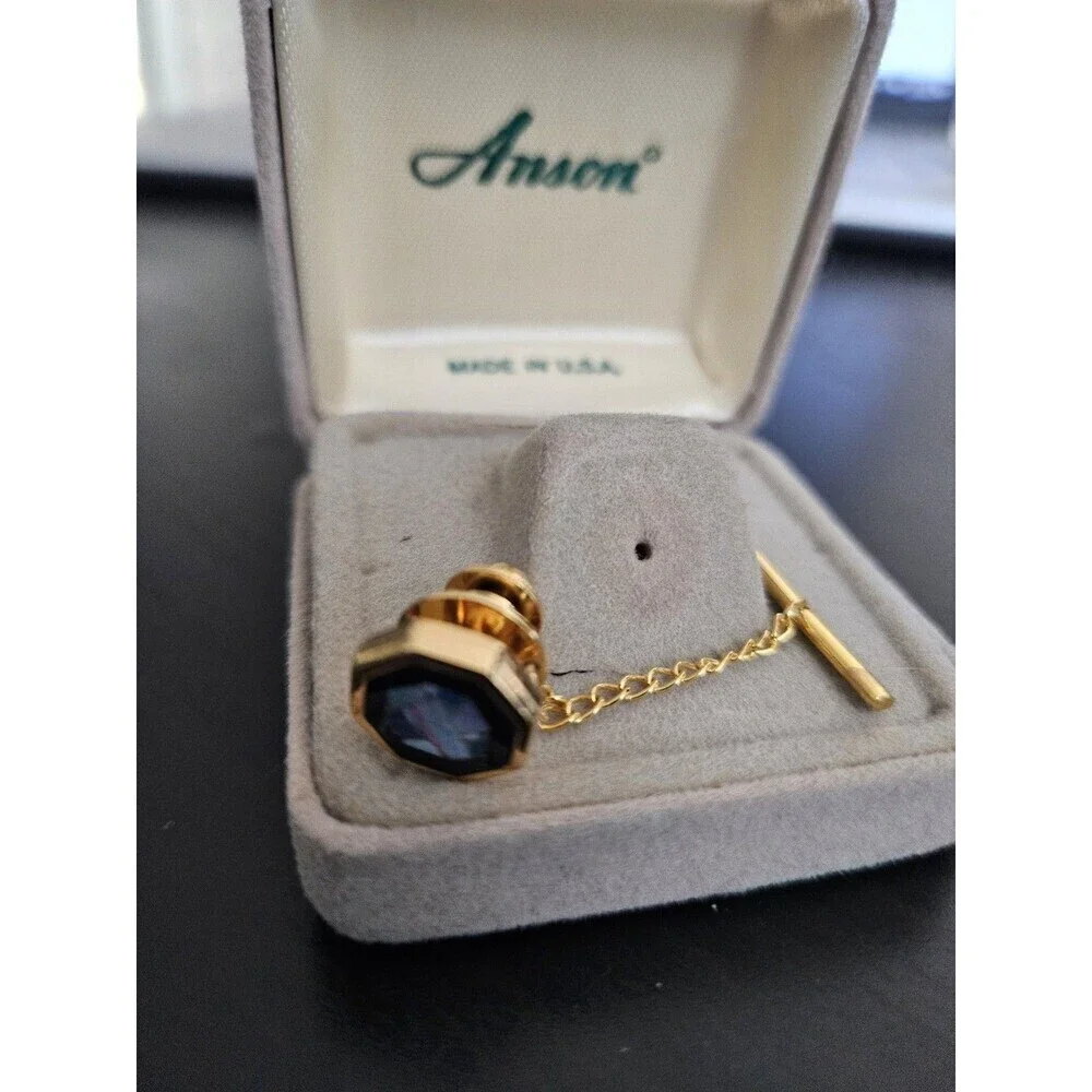 Vintage Anson Men's Tie Pin  Genuine Stone Gold Plated.